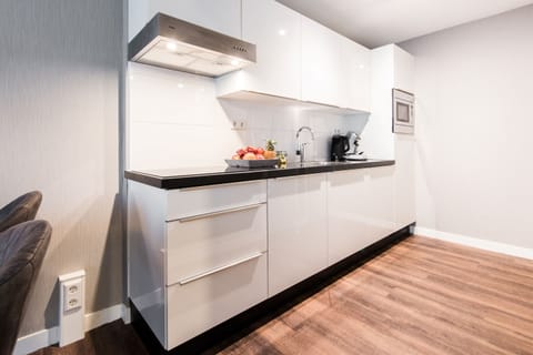 Apartment, 1 Bedroom | Private kitchen | Fridge, stovetop, dishwasher, espresso maker