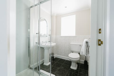 Double Room, Ensuite | Bathroom