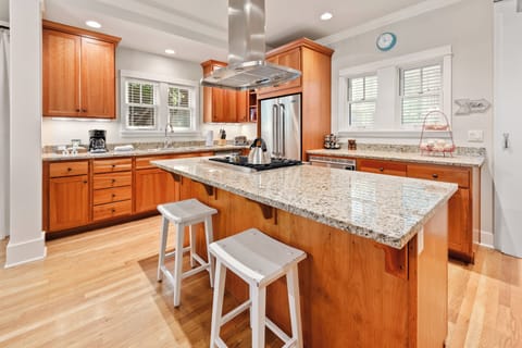 Village Home - 3br - Seaglass | Private kitchen