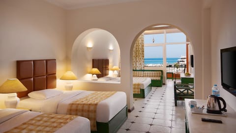 Junior Suite, Sea View (Egyptian & Resident Only) | Minibar, blackout drapes, bed sheets