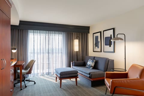 Suite, 1 Bedroom | Premium bedding, in-room safe, desk, laptop workspace