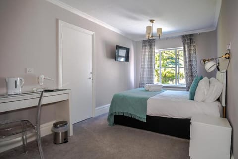 Standard Double Room | Desk, soundproofing, iron/ironing board, free WiFi