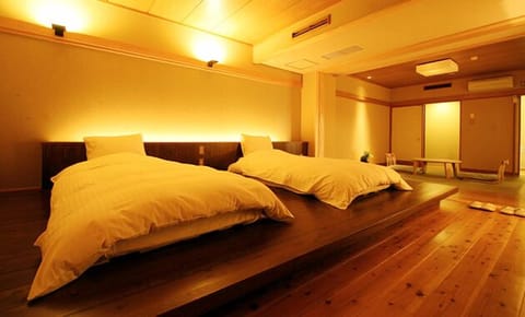 Deluxe Room with Tatami Area and Private Open Air Bathroom | In-room safe, individually decorated, individually furnished, free WiFi