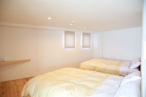 Deluxe Room with 2 Double Beds | Free WiFi, bed sheets