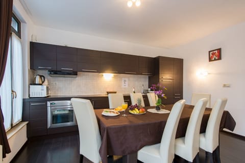 Elite Suite, 2 Bedrooms | Private kitchen | Fridge, microwave, oven, stovetop