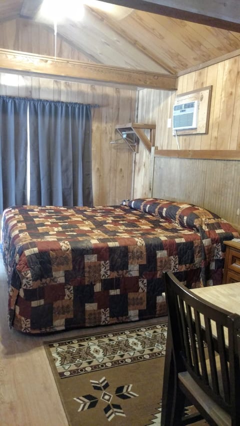 Cabin, Multiple Beds (with Loft C10) | Blackout drapes, soundproofing, iron/ironing board, free WiFi