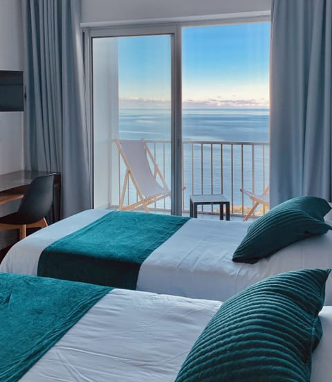 Twin Room, Sea View | Premium bedding, desk, blackout drapes, free WiFi