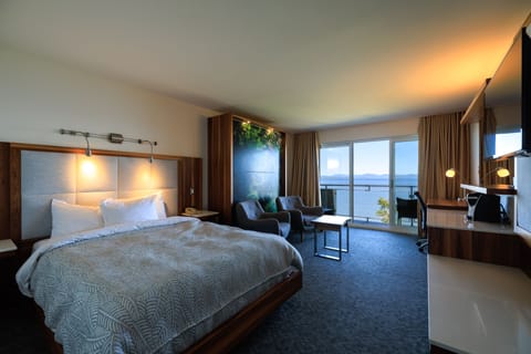 Superior Room, Balcony | Premium bedding, pillowtop beds, individually decorated