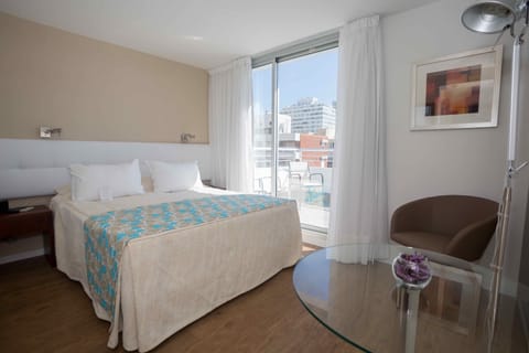 Superior Double Room, Balcony, Sea View | Minibar, in-room safe, soundproofing, free WiFi