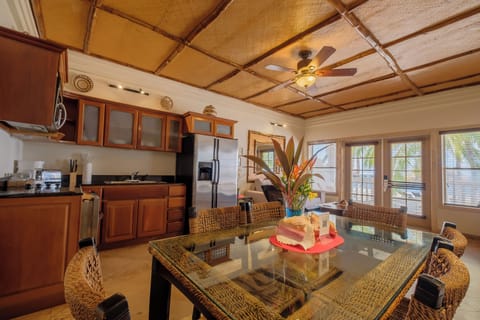 Egyptian cotton sheets, premium bedding, down comforters, pillowtop beds