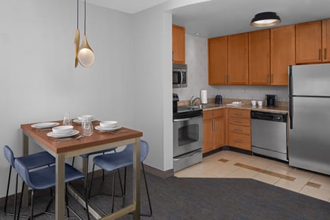 Room, 2 Bedrooms (Mobility/Hearing Access, Roll-In Shwr) | Private kitchen | Full-size fridge, microwave, stovetop, dishwasher