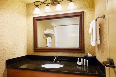 Presidential Suite, 1 King Bed, Non Smoking | Bathroom | Combined shower/tub, designer toiletries, hair dryer, towels