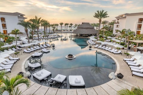 6 outdoor pools, free cabanas, pool umbrellas