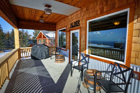 Cabin, 1 Bedroom, Hot Tub, Ocean View (Alder) | Terrace/patio