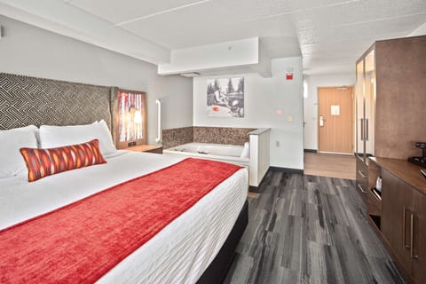 Suite, 1 King Bed, Accessible, Jetted Tub | Individually decorated, individually furnished, desk, laptop workspace