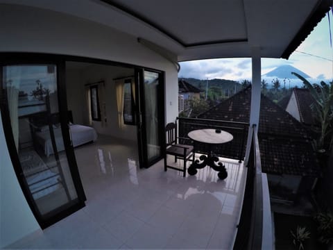 Deluxe Bungalow, 1 Bedroom, Balcony, Mountain View | Terrace/patio