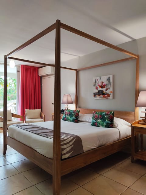 Comfort Room, Garden View | Premium bedding, in-room safe, blackout drapes, soundproofing