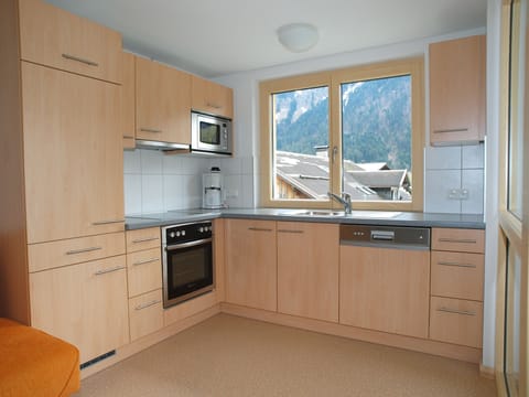 Deluxe Apartment, 2 Bedrooms, 2 Bathrooms (Diedamskopf - incl. 72€ Cleaning Fee) | Private kitchen