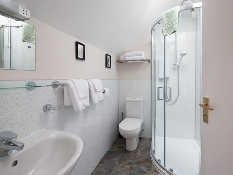 Double Room, Ensuite | Bathroom