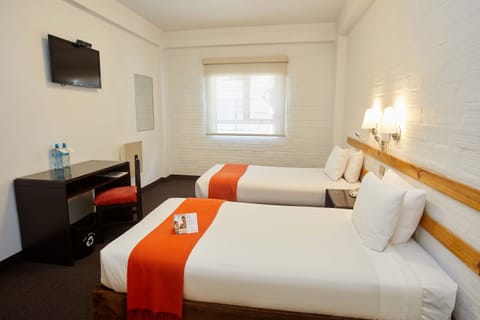 Traditional Room (2 Twin Beds) | Premium bedding, in-room safe, desk, soundproofing