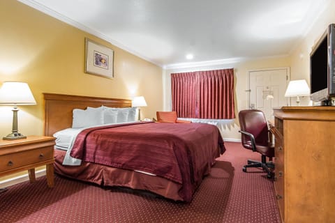 In-room safe, iron/ironing board, rollaway beds, free WiFi