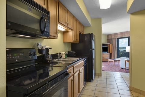 North Oceanview One Bedroom Condo | Private kitchen | Fridge, microwave, coffee/tea maker