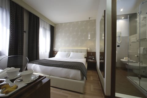 In-room safe, desk, laptop workspace, soundproofing