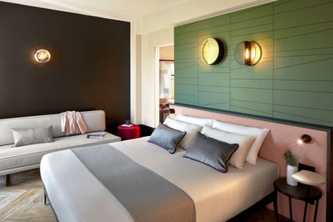 In-room safe, desk, laptop workspace, soundproofing