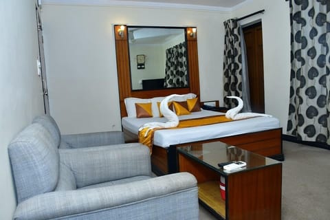 Deluxe Ac 2nd Floor With Balcony | In-room safe, free WiFi, bed sheets