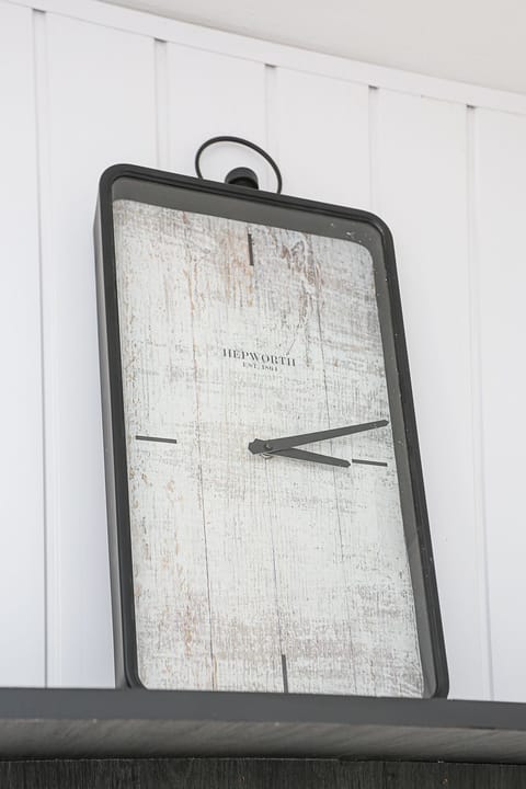 Standard Double Room | Desk, iron/ironing board, free WiFi