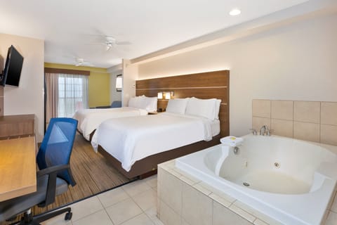 Suite, 2 Double Beds, Jetted Tub (Additional Living Area, Valley View) | In-room safe, desk, laptop workspace, iron/ironing board