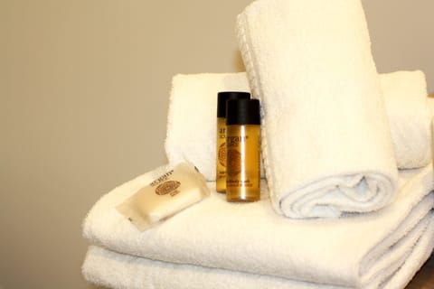 Suite, Terrace, Sea View | Bathroom amenities | Shower, free toiletries, towels