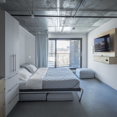 Grand Studio, 1 King Bed, Balcony | Premium bedding, down comforters, memory foam beds, desk