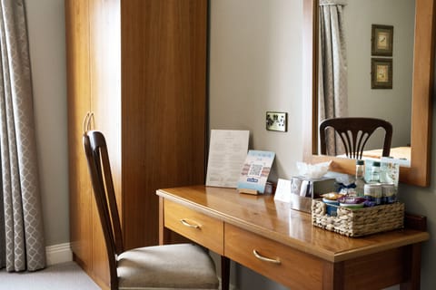 Double Room | Desk, iron/ironing board, free cribs/infant beds, free WiFi