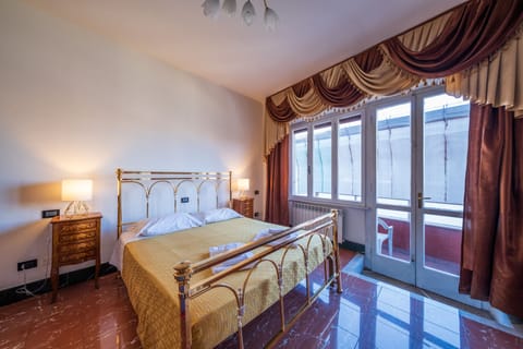 Double Room | Premium bedding, down comforters, desk, free WiFi