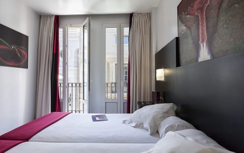 Double Room (with extra bed) | Premium bedding, in-room safe, individually decorated, desk