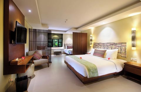 Alam Family | 1 bedroom, premium bedding, in-room safe, desk