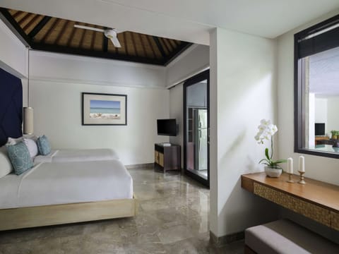 Villa, 2 Bedrooms | Desk, iron/ironing board, rollaway beds, free WiFi