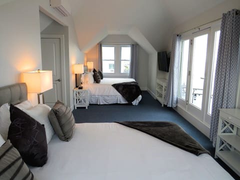 The Ocean Balcony Suite, Panoramic Suite, Multiple Beds, Balcony, Ocean View | Iron/ironing board, WiFi