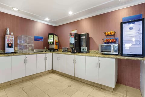 Free continental breakfast