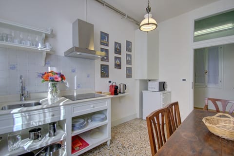 Apartment, 2 Bedrooms | Private kitchen | Fridge, microwave, cookware/dishes/utensils