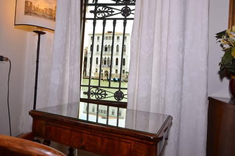 Apartment, Canal View | Room amenity