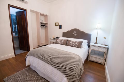 Executive Double Room, 1 Double Bed | Minibar, individually decorated, individually furnished, free WiFi