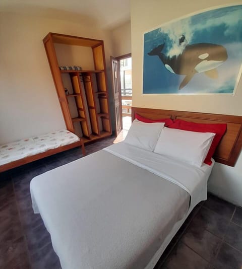 Double Room | Minibar, free WiFi, bed sheets