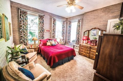 Suite, Private Bathroom (Belgravia Court Suite) | Individually decorated, individually furnished, iron/ironing board