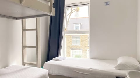 Twin Room, Shared Bathroom (Budget) | Iron/ironing board, free WiFi, bed sheets