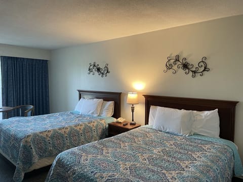 Standard Room, 2 Queen Beds, Non Smoking | Rollaway beds, bed sheets