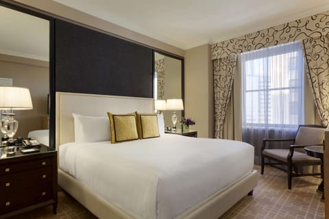 Premium bedding, pillowtop beds, minibar, in-room safe