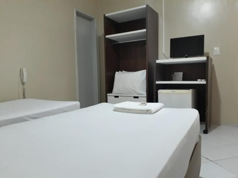 Luxury Twin Room | Minibar, desk, blackout drapes, iron/ironing board