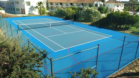 Tennis court